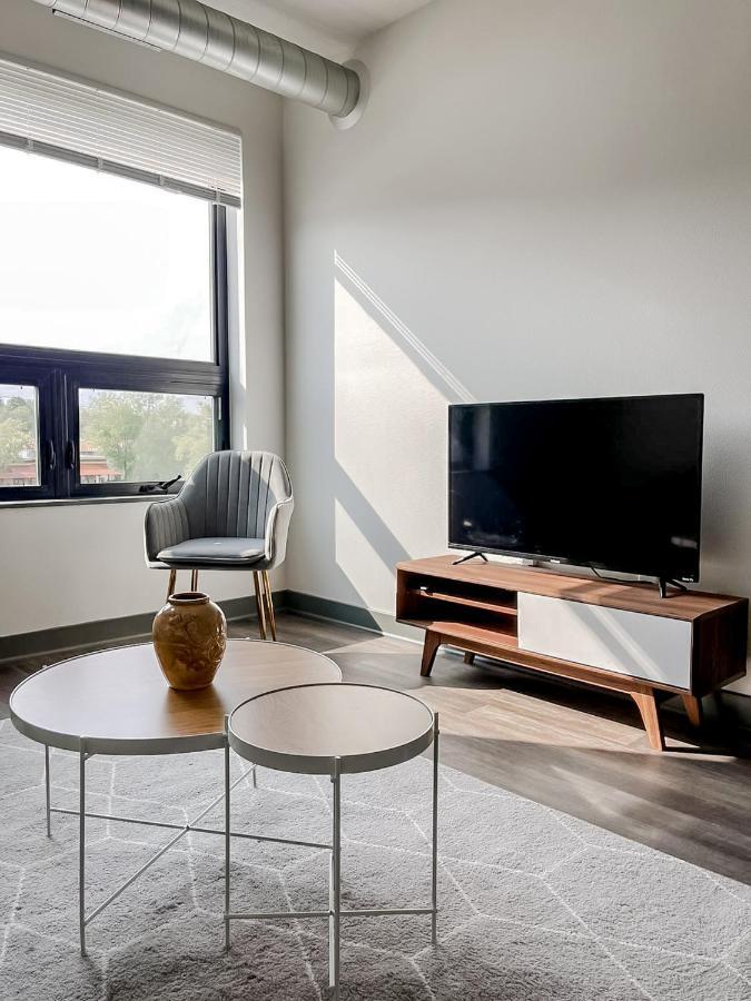 Sleepover 1Bd 1Ba Des Moines Apartments Zewnętrze zdjęcie