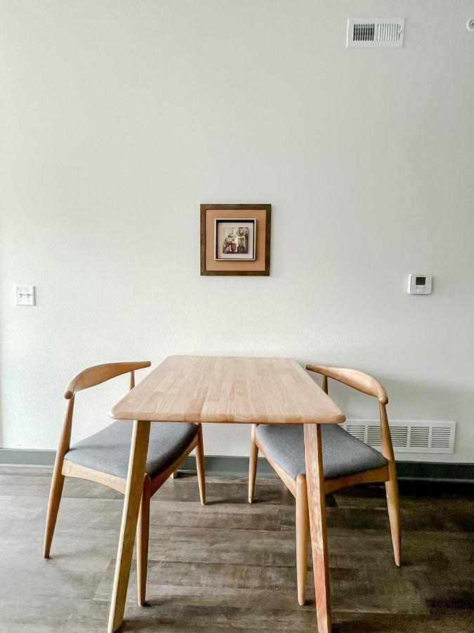 Sleepover 1Bd 1Ba Des Moines Apartments Zewnętrze zdjęcie